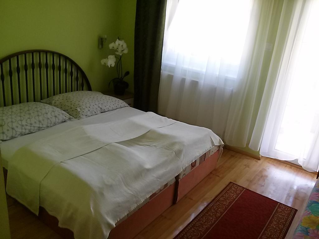 Liget Panzio Hotel Nyirbogdany Екстериор снимка