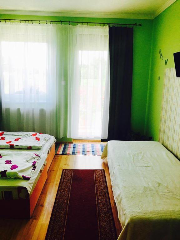 Liget Panzio Hotel Nyirbogdany Екстериор снимка